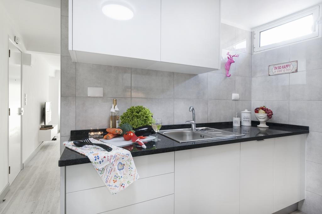 Apartment Double L - Alfama Sm